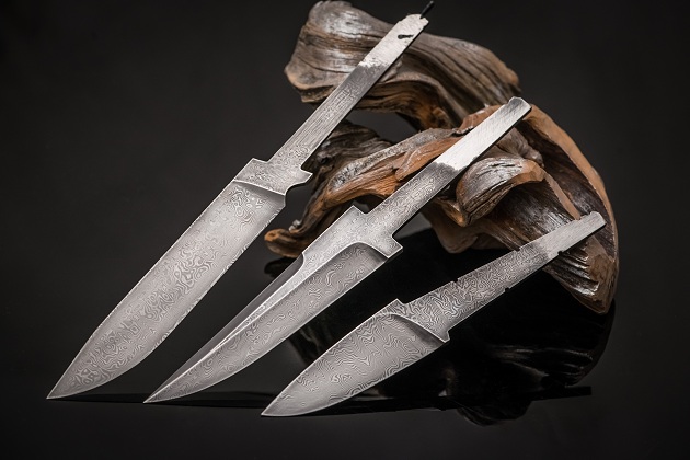 Manufacturing of Damascus steel blades